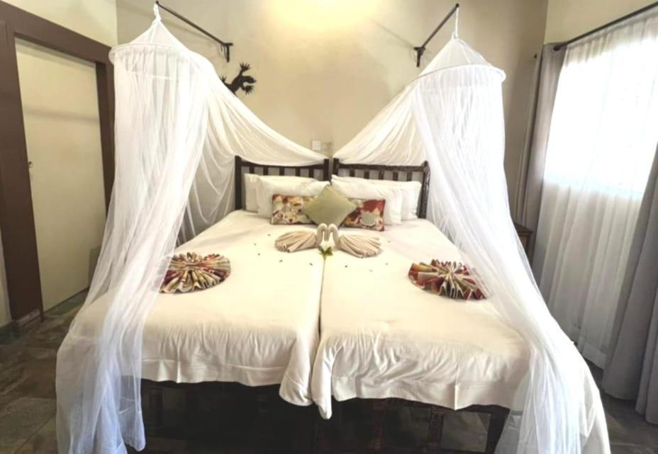 Thebe River Safaris Kasane Exterior foto